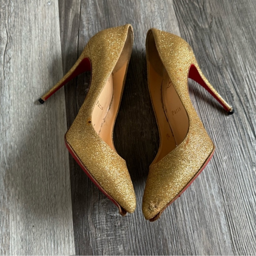 Christian Louboutin Gold Stiletto Heels - Picture 2 of 4